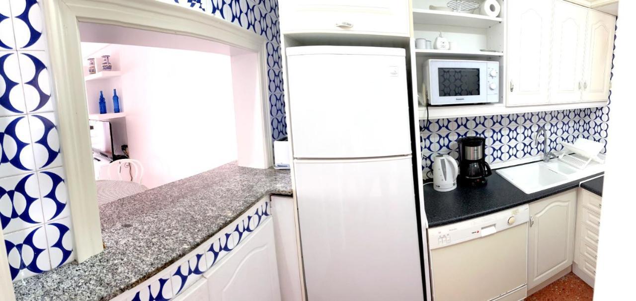Apartamento Roquetas de Mar Urbanización, 2 dormitorios, Gran Terraza con vista al mar, wi-fi, parking y piscina Exterior foto