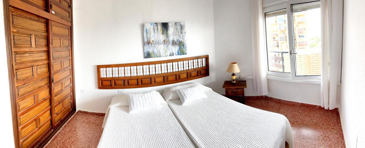 Apartamento Roquetas de Mar Urbanización, 2 dormitorios, Gran Terraza con vista al mar, wi-fi, parking y piscina Exterior foto