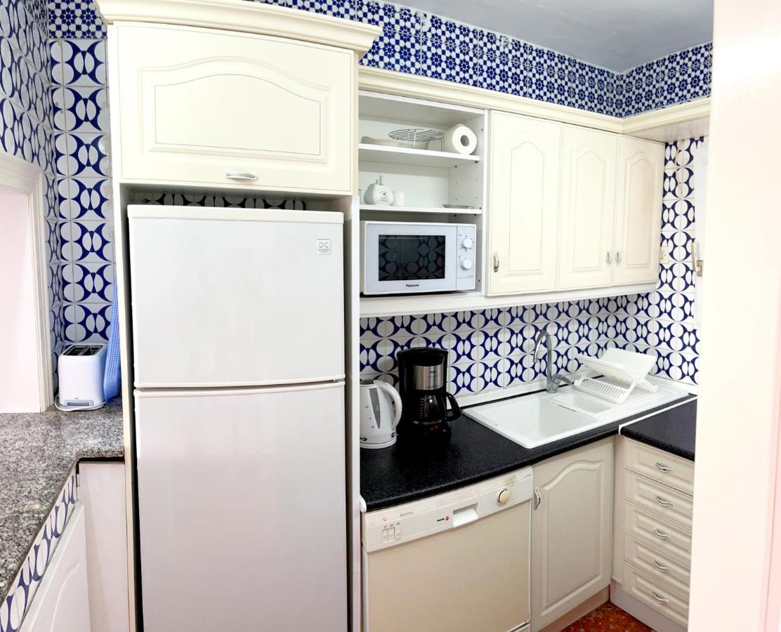 Apartamento Roquetas de Mar Urbanización, 2 dormitorios, Gran Terraza con vista al mar, wi-fi, parking y piscina Exterior foto